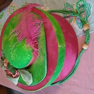 St Jane Hatbox Sewing Basket